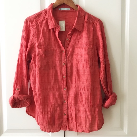 FINAL SALE - NWT Lightweight Coral Button Down - Picture 2 of 4